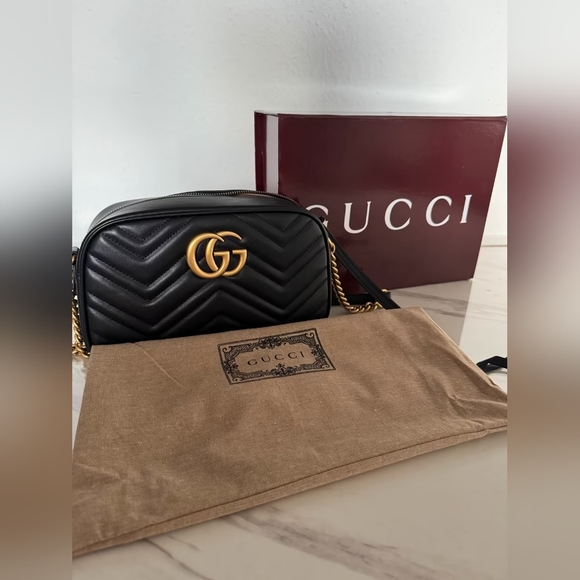 Gucci Marmont Small Shoulder Bag - Picture 1 of 9